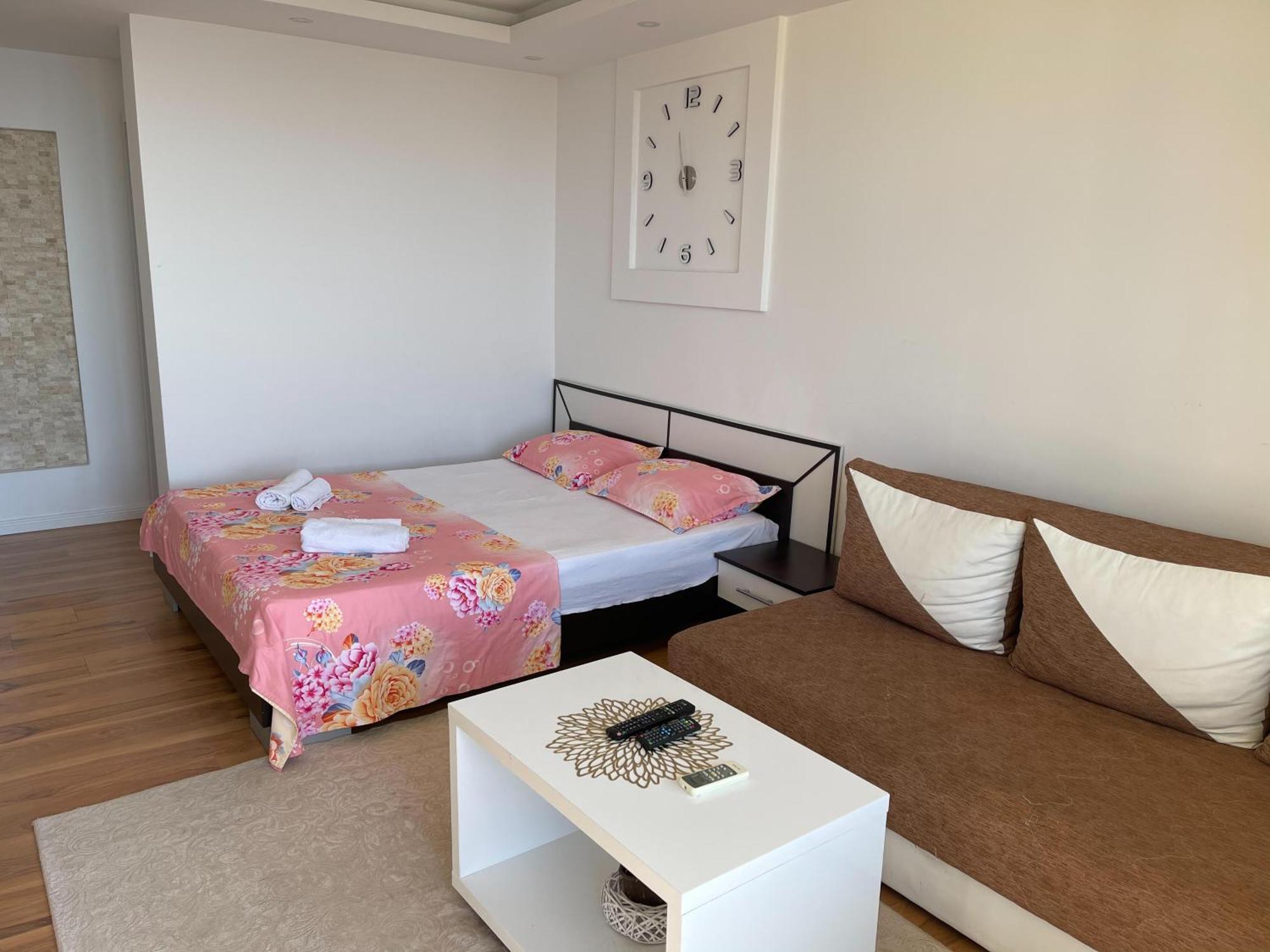 Days Inn Apartments Ulcinj Bilik gambar