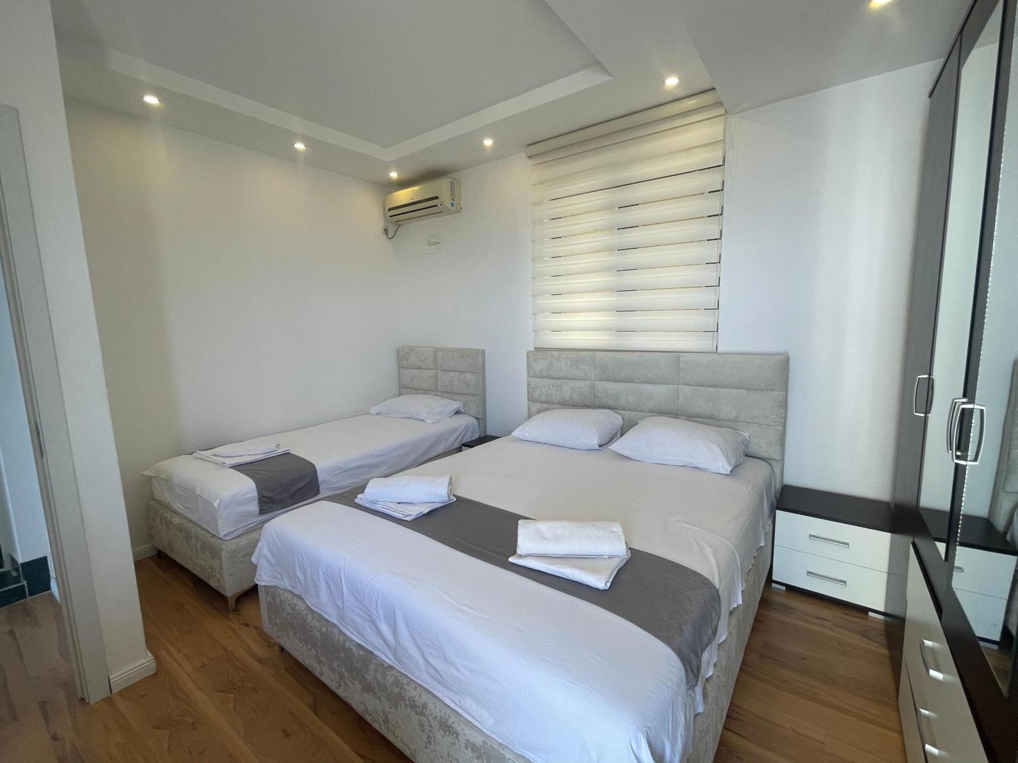 Days Inn Apartments Ulcinj Luaran gambar