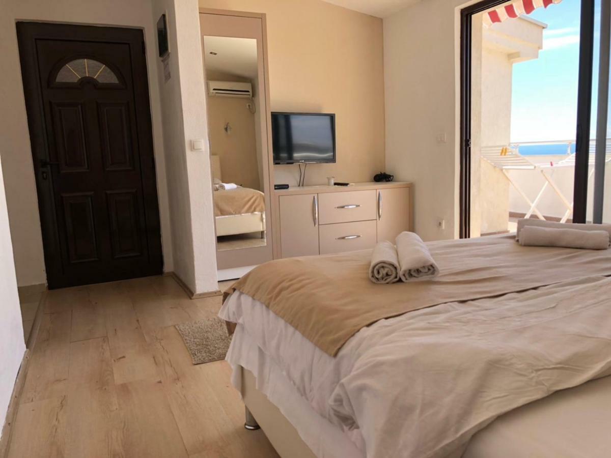 Days Inn Apartments Ulcinj Luaran gambar